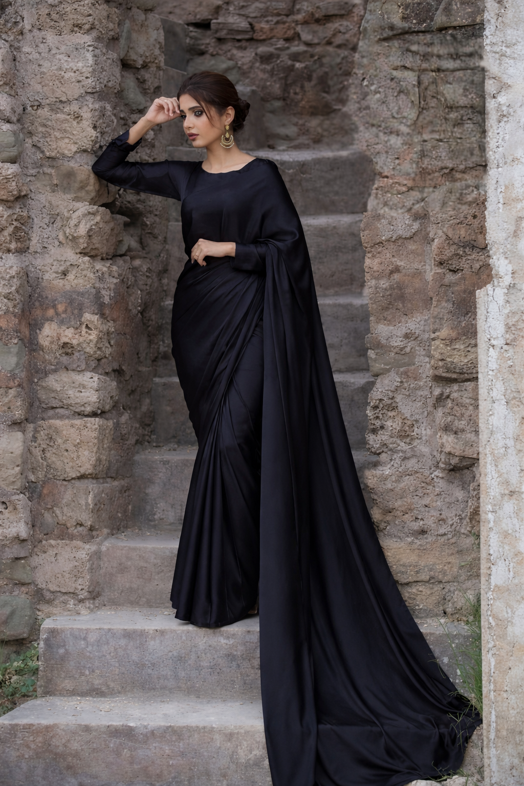 Nayab Stitched Plain Silk Saree
