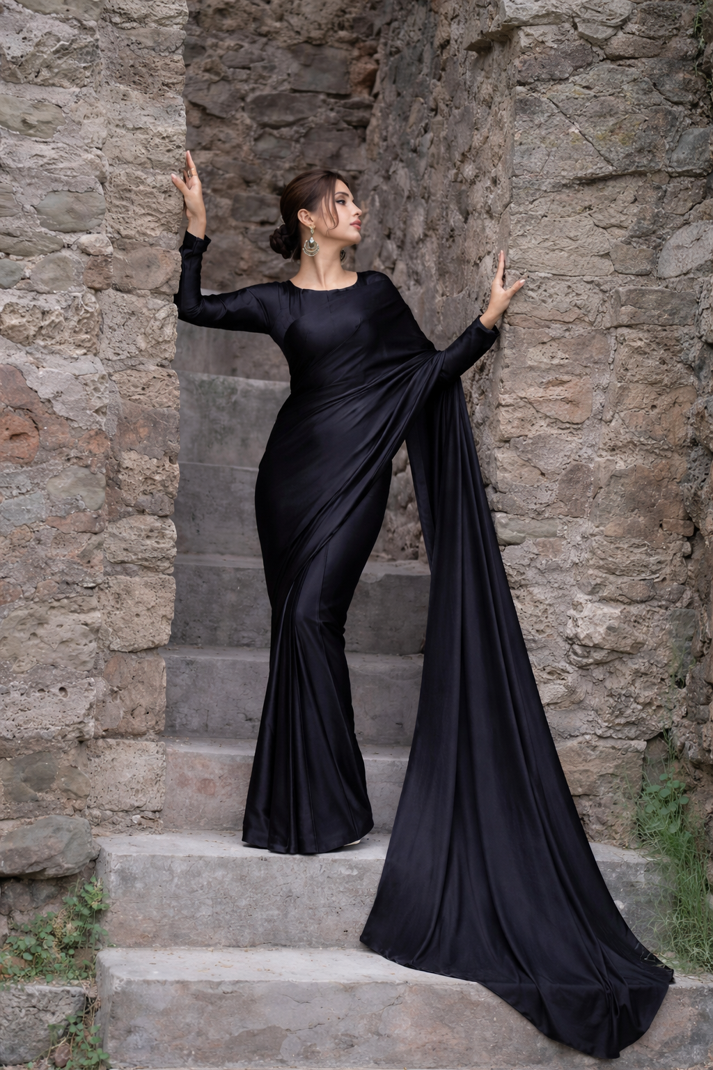 Nayab Stitched Plain Silk Saree
